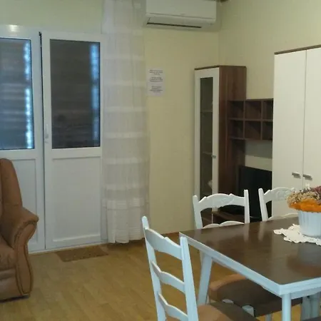 With Parking Space Opric, Opatija - 7715 Apartmán Lovran